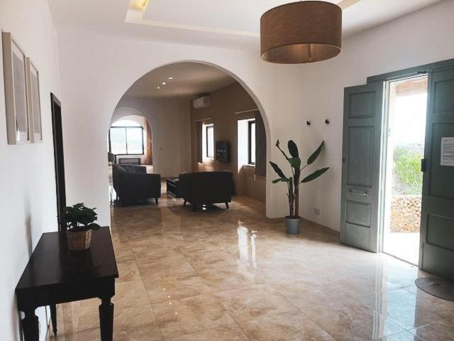 Spacious, Bright, Valley & Sea View Maisonette Xaghra Luaran gambar