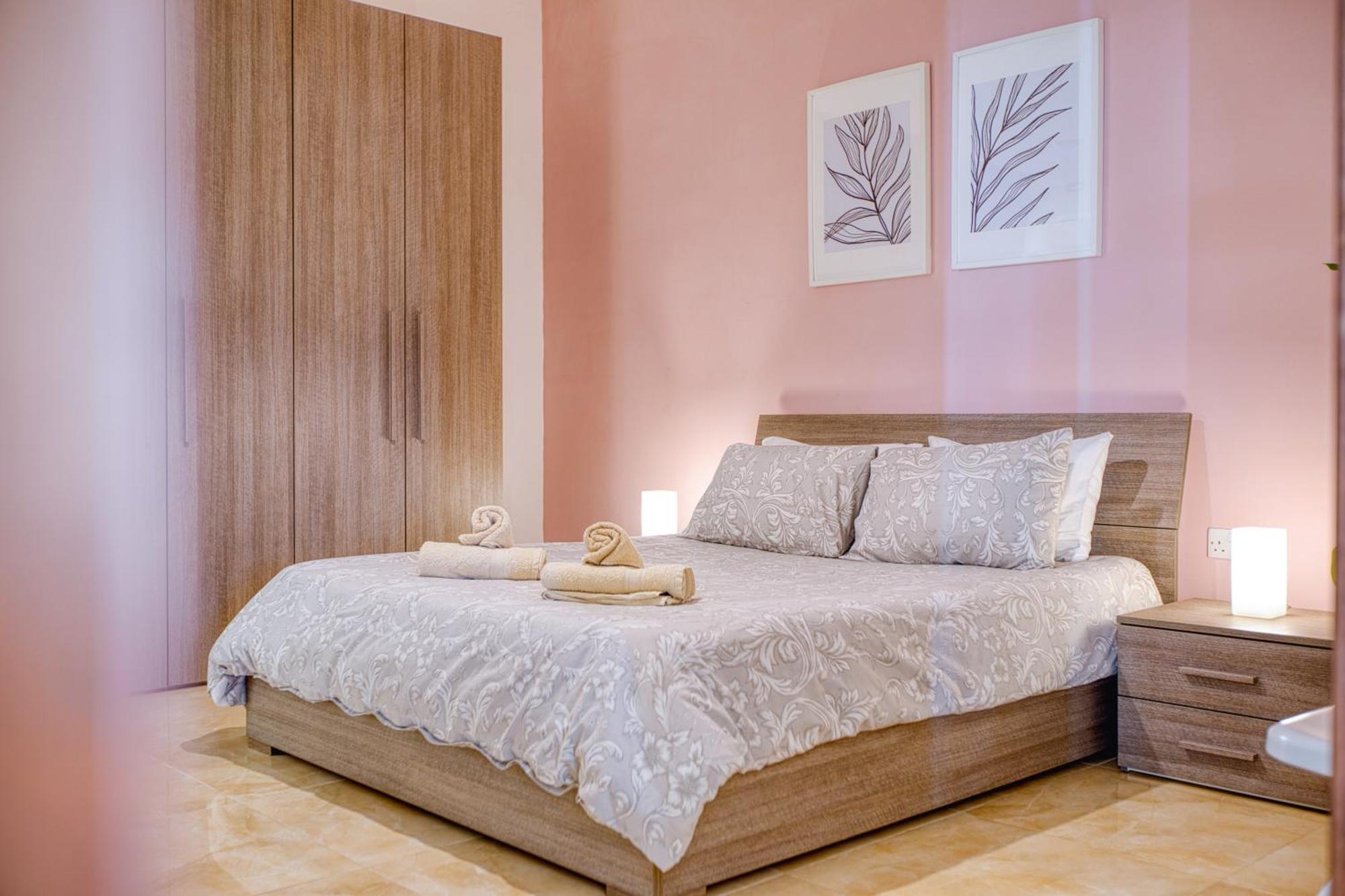 Spacious, Bright, Valley & Sea View Maisonette Xaghra Luaran gambar