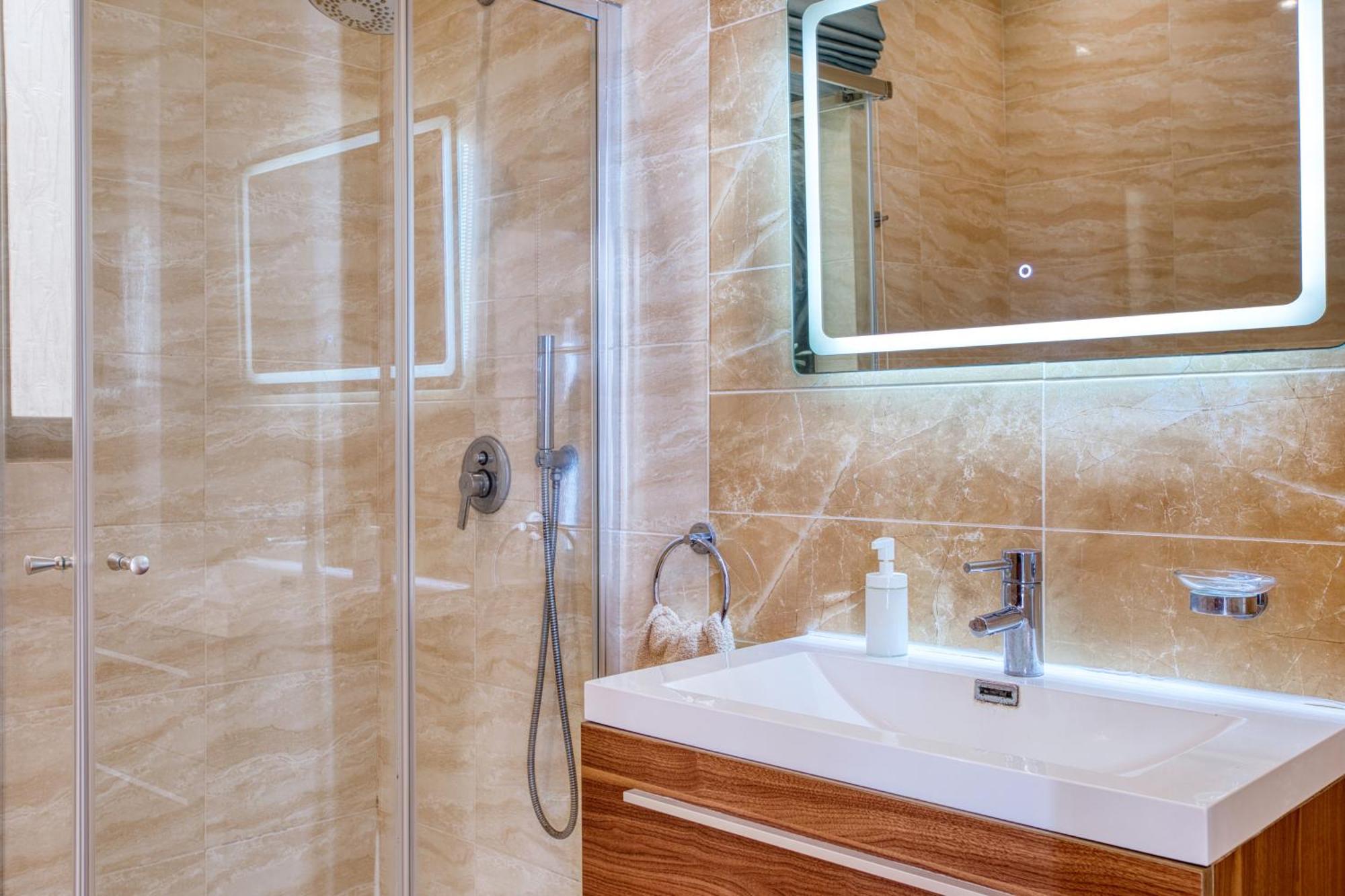 Spacious, Bright, Valley & Sea View Maisonette Xaghra Luaran gambar