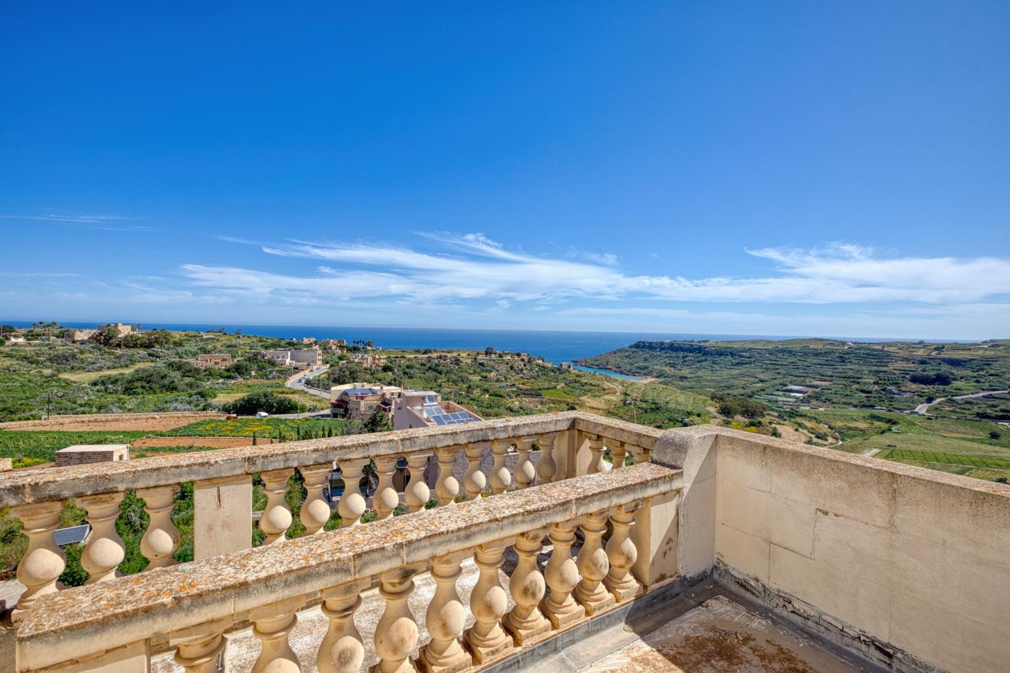 Spacious, Bright, Valley & Sea View Maisonette Xaghra Luaran gambar