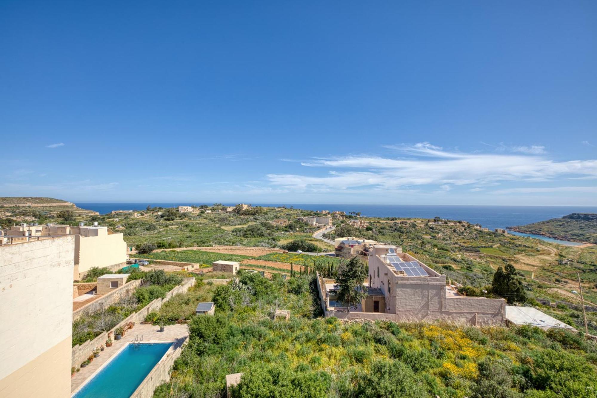 Spacious, Bright, Valley & Sea View Maisonette Xaghra Luaran gambar